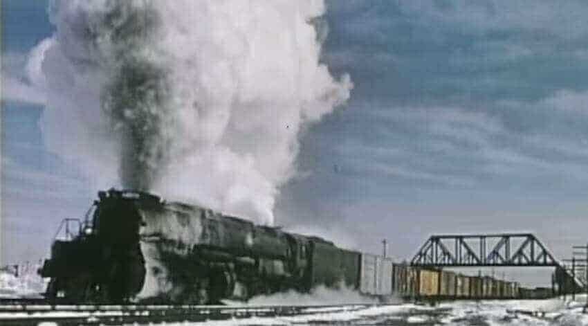 Vista 4 de Union Pacific Big Boy 4014 Update, Pulling the Largest Steam Train Engine in America from a California Parking Lot to be Restored in Wyoming