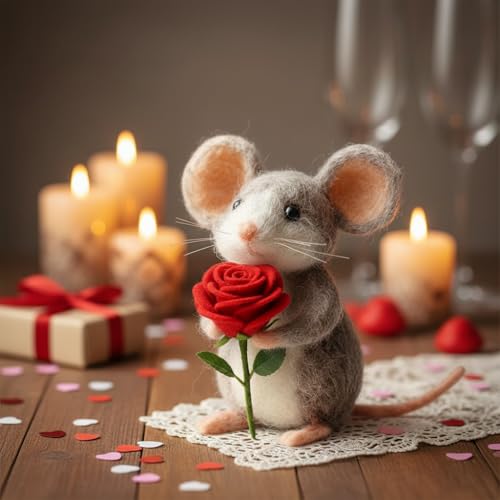 Christmas Felt Mouse Ornaments,Handcrafted Felt Animal Collection Doll,Valentine's Day Needle Felted Mice Figurine,Cute Felted Santa Hold Rose Ornament for Stocking Stuffer