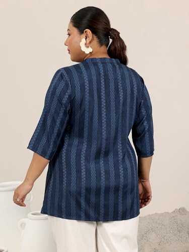 Image of Plus Size Woven Design Cotton Blend Straight Kurti