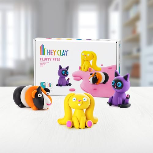 Hey Clay Fluffy Pets Modelliermasse medium Set Haustiere Modelliermasse für Kinder in Packung mit 3 Motiven 6 Farben Set mittel Katze Kaninchen Hamster Mit interaktiver ungiftiger App
