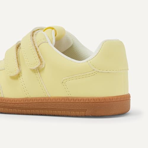Image of Amazon Essentials x Sofia Grainge Unisex Kids and Toddlers' Hook and Loop Sneakers with Rubber Sole
