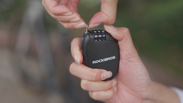 Amazon.co.jp: ROCKBROS(ロックブロス)ワイヤーロック 巻き取り式