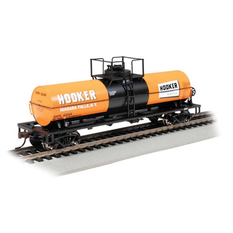 Bachmann Trains - Chemical Tank CAR Hooker Chemicals #15686 - HO Scale
