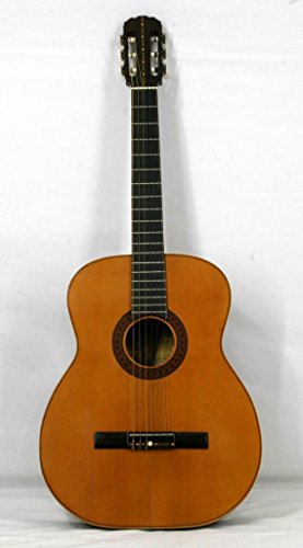 Musikalia VINTAGE Guitare »Calypso » modèle »Torres » Classique, de lutherie – Grands dimensions diapason cm 68 – construit entre 1960 et 1975 - Les Beatles, Paul McCartney, John Lennon, RIngo Starr, George Harrison Musikalia VINTAGE Guitare"Calypso" modèle"Torres" Classique, de lutherie - Grands dimensions diapason cm 68 - construit entre 1960 et 1975