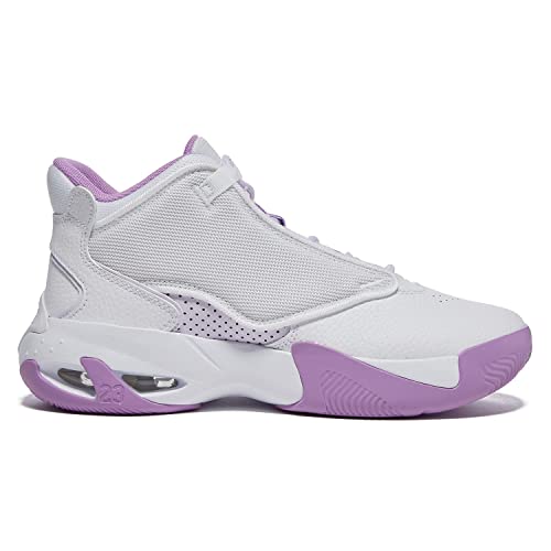 Jordan Boy's Max Aura 4 (Big Kid) White/Rush Fuchsia/Barely Grape 4.5 Big Kid M2