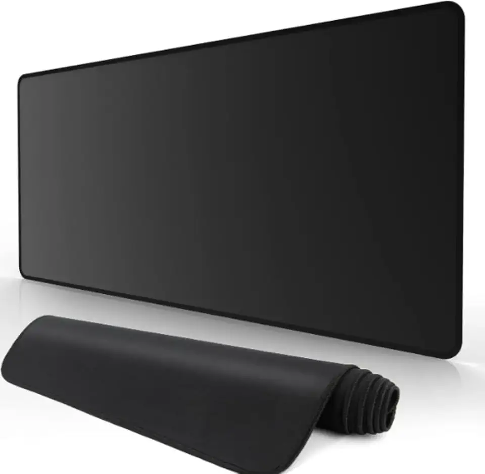 Mouse Pad Preto Extra Grande de Tecido com Base Antiderrapante Otimizado para Jogos e com Superfície de Contato Especial Ideal Para Setup Gamer Moderno - Grande 80X30
