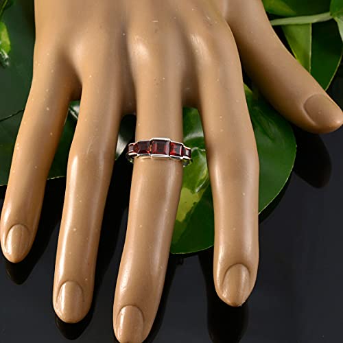 Bague en grenat véritable argent 925, le cadeau symbolique idéal