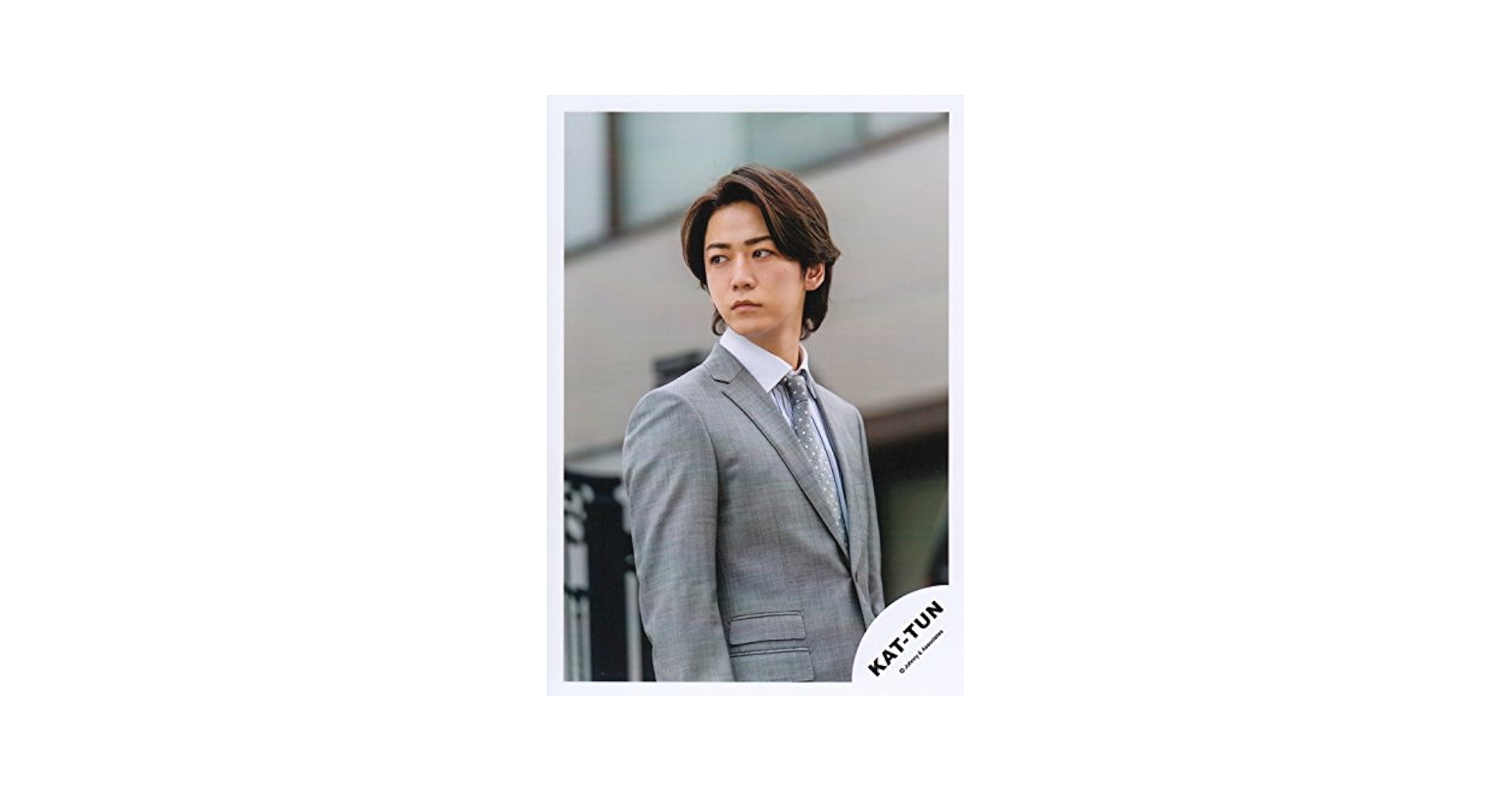 Amazon.co.jp: KAT-TUN 公式生写真 （亀梨和也）KA00169 : おもちゃ