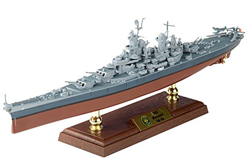 USS Missouri (BB-63) 1/700 Die Cast Model