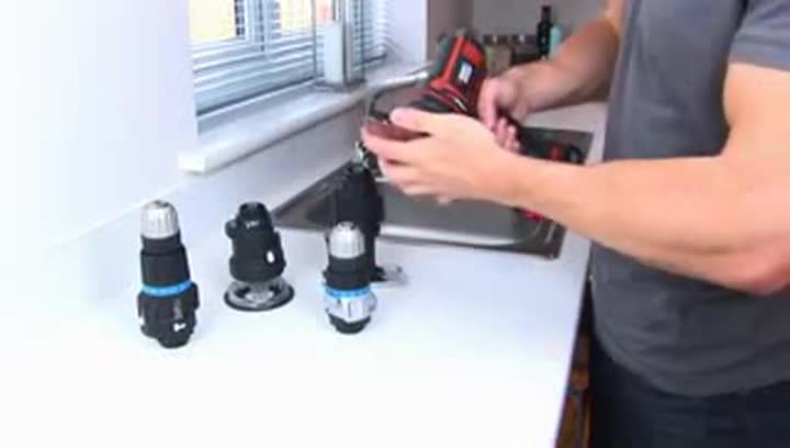 BLACK+DECKER MT188KB Taladro percutor y multiherramienta Multievo 18V  incluye 2 baterías de litio 1.5Ah y maletín : Amazon.es: Bricolaje y  herramientas
