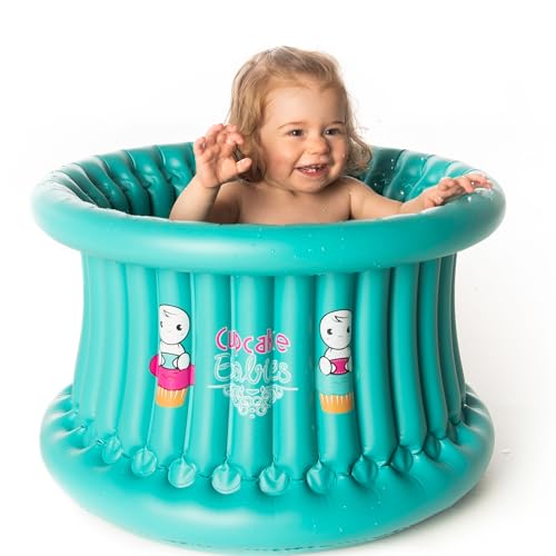 Facile e sicuro I Cupcake Babies offrono un grande comfort e sicurezza grazie al design a forma di ventaglio che impedisce al bambino di cadere una volta riempita la vasca. Inoltre, è compatto, leggero e facile da riporre o da portare con sé in viaggio.