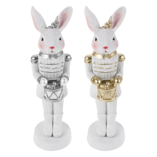 Décoration de Pâques pour table et cheminée avec les lapins casse-noisettes