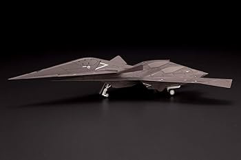 Amazon | ACE COMBAT 7: SKIES UNKNOWN ADF-11F 全長約205mm 1/144
