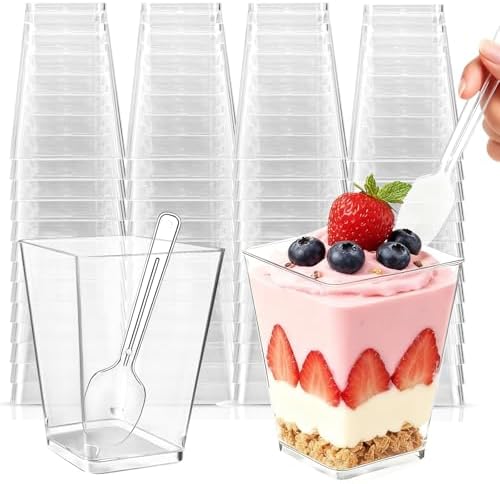 Hsxfl 50 Stück Dessertgläser Plastik, 150ML dessertbecher plastik mit Löffeln Klare Dessertschalen Wiederverwendbar Quadratischer Desserttassen Trapezoid Becher für Desserts Puddin