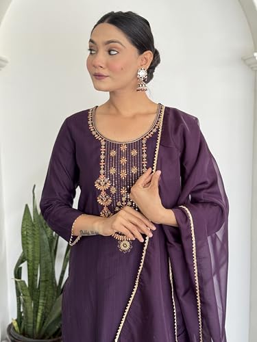 Image of Alvami Women's Silk Solid Regular Kurta Set