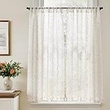 Installation : Son montage est ultra-simple grâce au passe-tringle intégré.