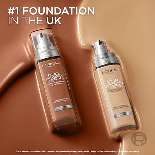 L'Oreal Paris True Match Fond de teint liquide, soin de la peau infusé à l'acide hyaluronique, SPF 17, disponible en 40 teintes, 8C marron noisette, 30 ml