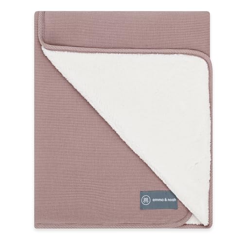 emma & noah Premium Kuscheldecke für Babys, 95x75 cm, Flauschig und Atmungsaktiv, Bio-Baumwolle, Oeko-TEX Standard 100, Als Babygeschenk oder als Kinderwagendecke (Essential Berry)