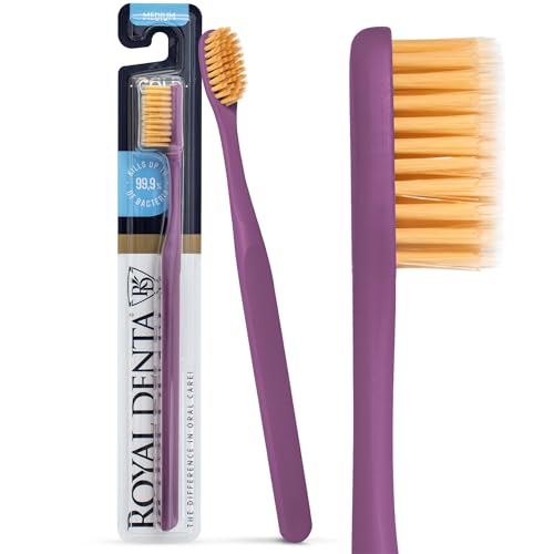 Spazzolino Medio con Particelle d’Oro | Spazzolino Manuale per Denti & Spazi Interdentali | Setole Medie Antibatteriche 99,9% | Ergonomico & Durevole | Royal Denta | Viola Scuro