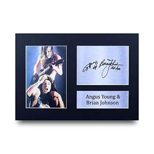 HWC Trading Angus Young & Brian Johnson A4 Sin Marco Regalo De Visualización De Fotos De Impresión De Imagen Impresa Autógrafo Firmado por ACDC Aficionados A La Música