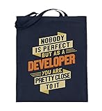 EINZIGARTIGES MOTIV – Ein cooler Jutebeutel für alle Systems Engineer zum Geburtstag, die die ganze Zeit nur an Business Developer und Anwendungsentwickler denken können. Falls Sie gerade an die Wörter Devops Engineer und Data Engineer denken, dann ist dieses Motiv genau das Richtige für Sie.