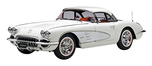 Preisvergleich Produktbild AUTOart 71147 CHEVROLET CORVETTE 1958 Snowcrest withe