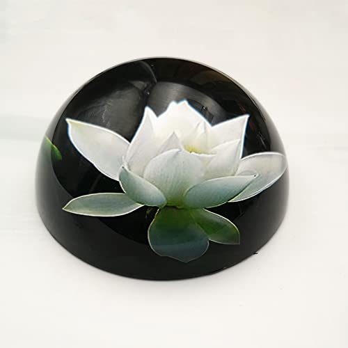 Demi-boule de cristal blanc lotus pour embellir votre table basse ou espace de méditation