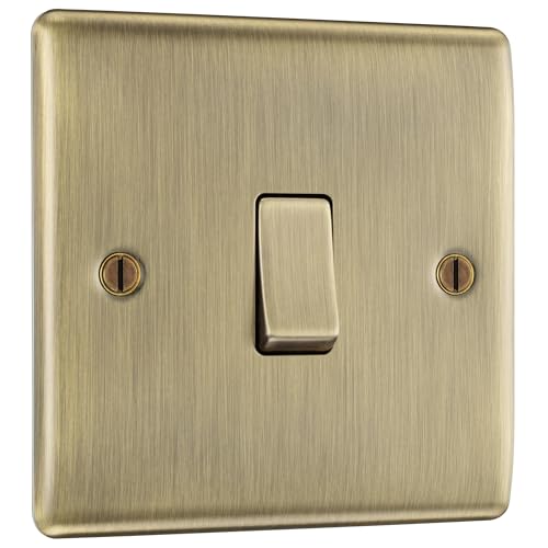 BG Electrical Single Wall Light Switch NAB12