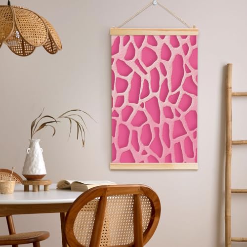 Peinture murale girafe rose texturée haut de gamme avec suspensions en bois
