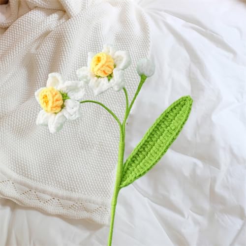 Lovmeety 5Pcs Crochet Daffodil Flowers, Fake White Daffodil Flowers With Stems Knitted Narcissus Flower Bouquet For Home Office Table Decoration thumb #4