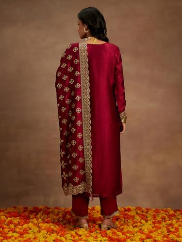 Image of Libas Embroidered Silk Blend Straight Kurta With Trouser and Dupatta