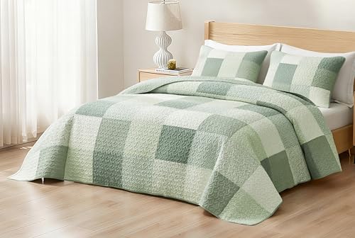 Chezmoi Collection Orna 2-Piece Chic Patchwork Quilt Set - Green Floral Patch Coverlet - Pre-Washed Cotton Lightweight Reversible Bedspread, Twin Size by Chezmoi Collection - Used condition - US$41.17