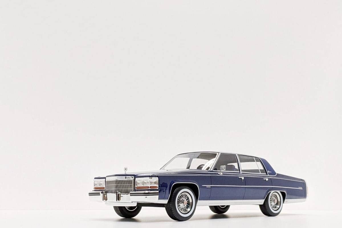 Amazon.co.jp: BoS Models 1:18 1982 Cadillac Fleetwood Brougham in