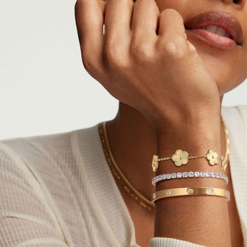 Stackable Floral Gold Bracelet Set for Women