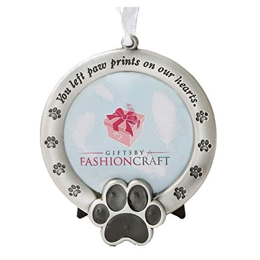 FASHIONCRAFT Pet Memorial Ornament Departed Paw Prints You Left Paw Prints On Our Hearts Round Metal Photo Frame Velvet Easel Back & Gift Box Table Top Remembrance Pewter Finish Dog, Cat