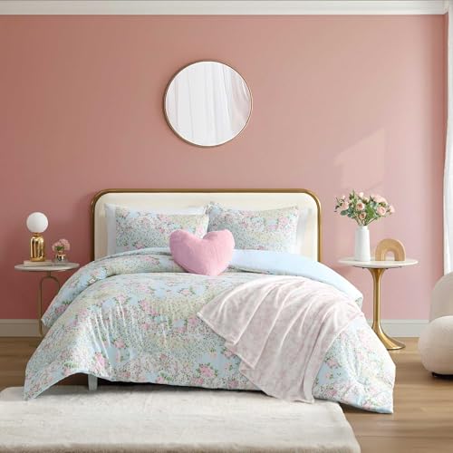Betsey Johnson - Queen Comforter Set Soft & Reversible Floral Bedding 5 Piece Bonus Bed Set with Pillowcases Throw Blanket & Heart Shaped Throw Pillow (Patchwork Floral/Butterfly Love Heart Blue)