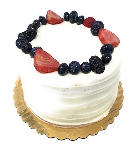 BAKERY Berry Chantilly Cake