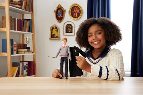 Mattel Harry Potter Spielzeug, Ron Weasley Modepuppe – Ansicht 2