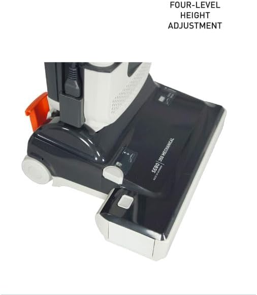 Four-level height adjustment mechanism on the vacuum cleaner