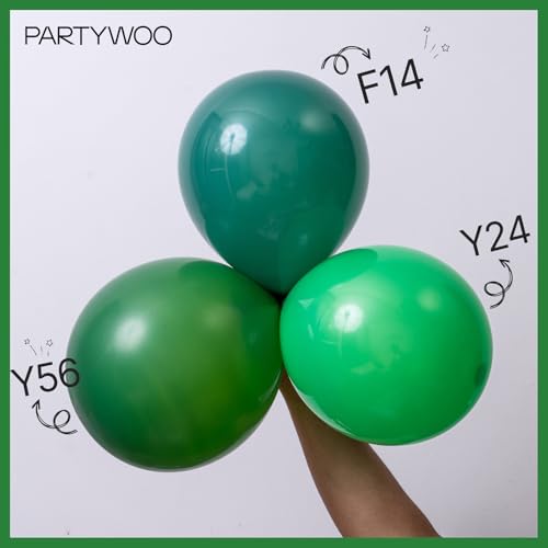 Image of PartyWoo Dark Green Balloons 100pcs 5 Inch Emerald Hunter Forest Green Balloons for Wedding Boy Baby Shower Birthday Christmas Graduation Dinosaur Jungle Golf Theme Party Decorations Green-Y56