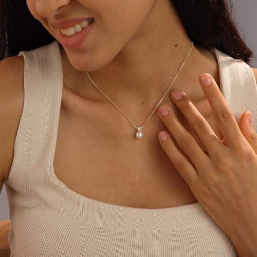 Pearl Necklaces for Women, Dainty Gold Necklace 14K Gold Plated Charm CZ Pearl Pendant Necklace Simple Gold Pearl Choker Necklaces for Women Trendy Wedding Womens Jewelry4