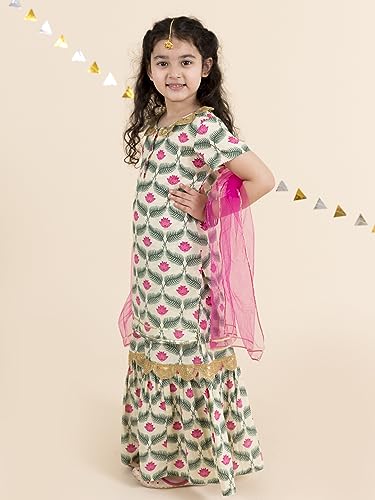 Image of Pspeaches Girls Off White Floral Yoke Design Empire Pure Cotton Kurti With Skirt With Dupatta (White)