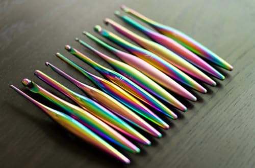 Image of Furls Crochet Hook, Limited Edition Matte Aura Streamline Metal, Ergonomic Handle Crochet Hooks 7 inch (Matte, H - 5.00MM)
