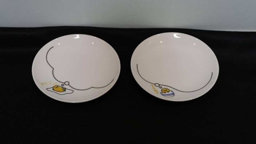 ぐでたま　のせてみて小皿　2枚セット ローソン Amazon | ローソン×ぐでたま のせてみて小皿 2枚セットと