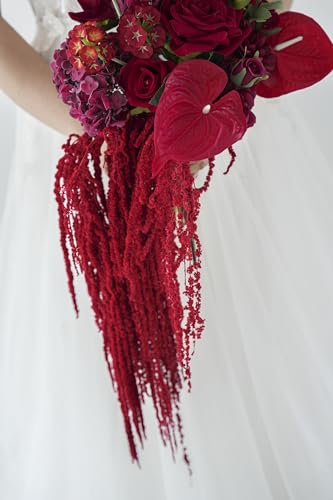Ramo de boda boho asimétrico con rosas rojas y amaranto miniatura 4