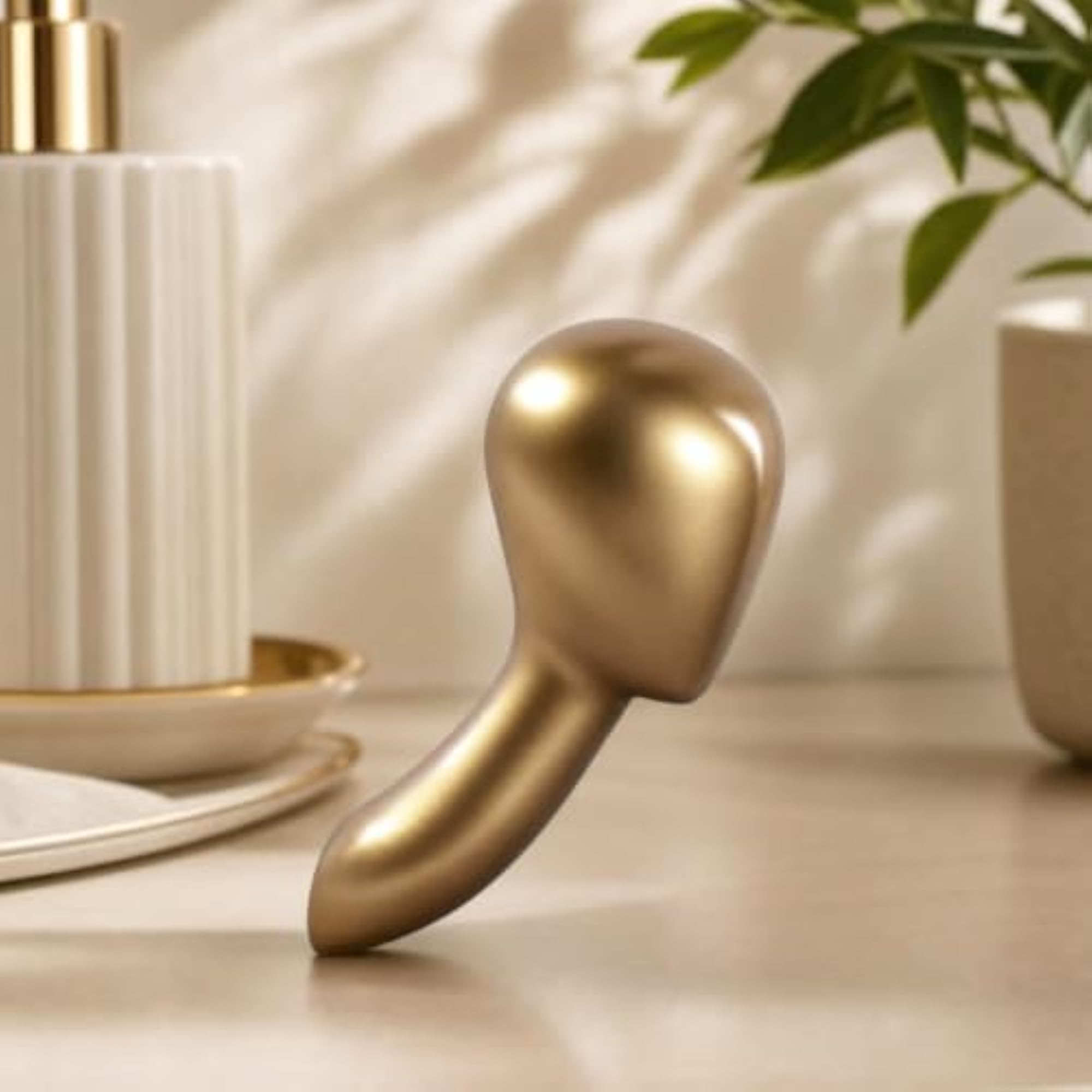 Faceless Wall-Mounted Mannequin Head Display