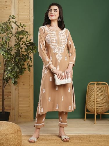 Image of BHARVITA Women's Cotton Blend Lucknowi Embroidered Chikankari Straight Kurta, with Pant Set
