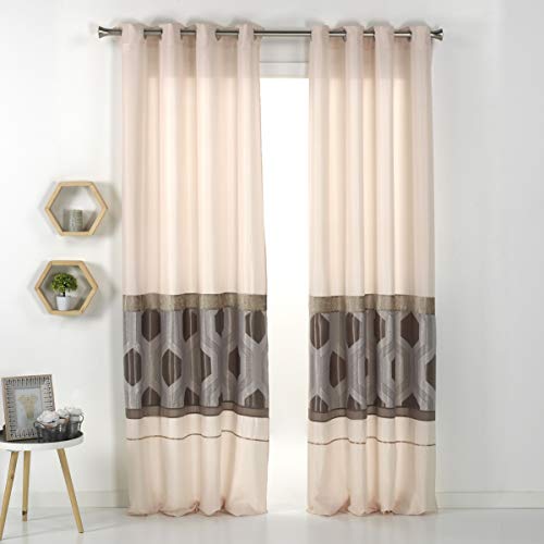 Pack 2 Cortinas Modelo Stuttgart y 4 Rellenos cojin