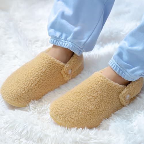 Image of Crocs Unisex-Adult Classic Cozzzy Lined Slipper