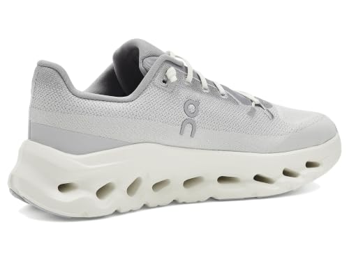 Image of On Women's Cloudtilt Sneakers